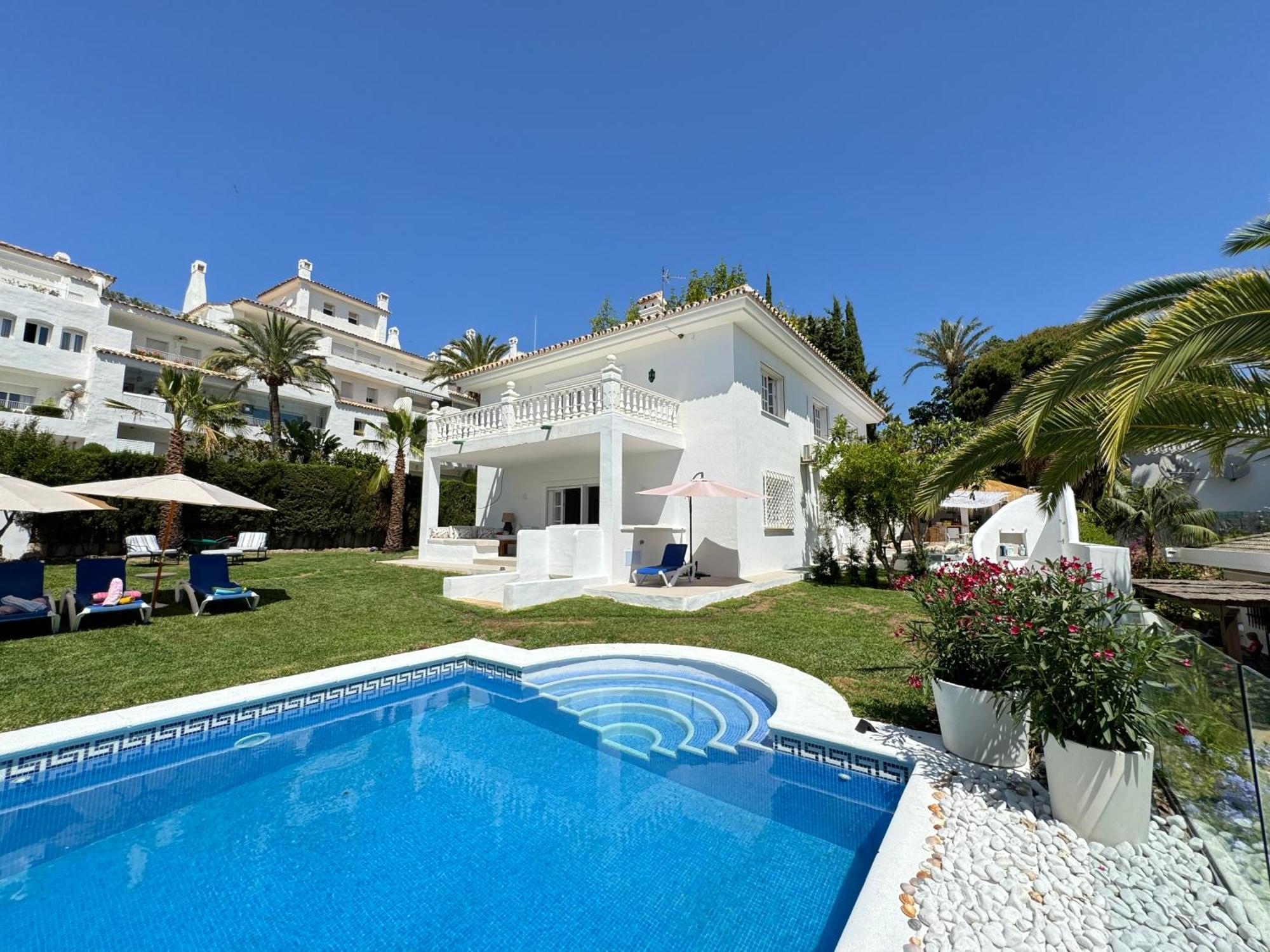 Aurora Boutique House - Only Adults Bed & Breakfast Marbella Exterior foto